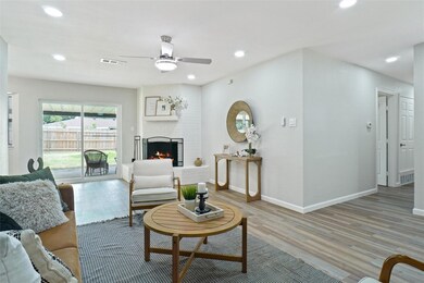 8433 Glenann Dr, North Richland Hills, TX 76182 - photo 4