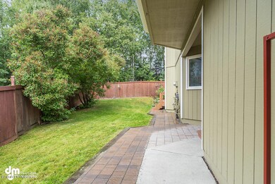 Backyard 9093-SMALL