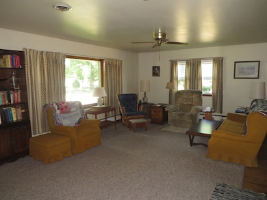 425 N Randolph St, Princeton, IL 61356 - photo 7