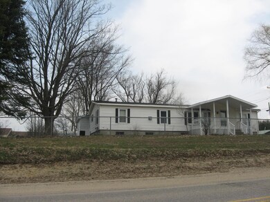 985 E Main St, Vanderbilt, MI 49795 - photo 2
