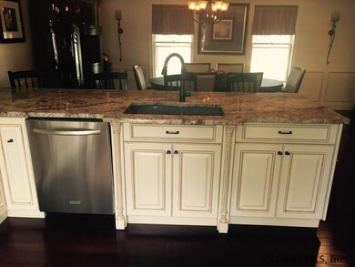 4 Summer St, Troy, NY 12180 - photo 5