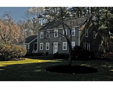 174 Edgewater Dr, Pembroke, MA 02359 - photo 3