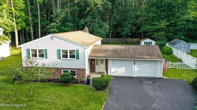 3 Dutchess Ct, Saratoga Springs, NY 12866 - photo 2