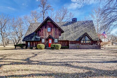 1015 Morgan Ave, Parsons, KS 67357 - photo 3