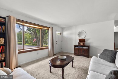 2302 Sunset Dr N, Sykesville, MD 21784 - photo 5