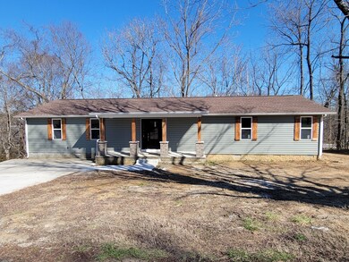 210 Bell St, Manchester, TN 37355 - photo 3