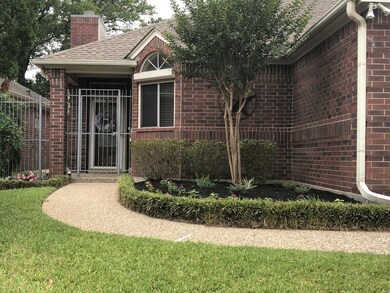 7207 W Hearthstone Green Dr, Houston, TX 77095 - photo 4