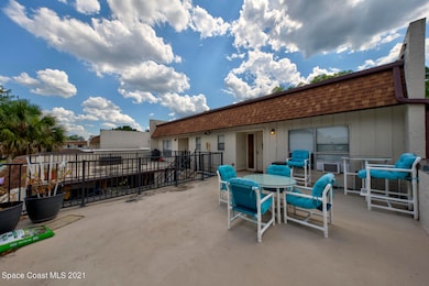 front deck with railing