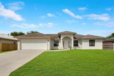 1942 SW Hampshire Ln, Port Saint Lucie, FL 34953 - photo 3