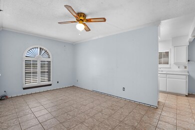 15083 Darrington Rd, Horizon City, TX 79928 - photo 7