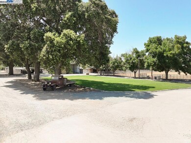 3335 Kellogg Creek Rd, Byron, CA 94514 - photo 6