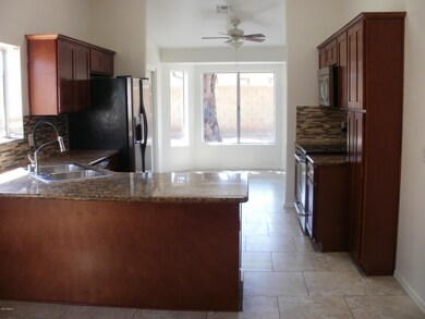 662 S 26th St, Mesa, AZ 85204 - photo 5