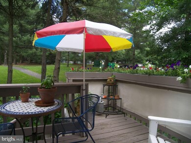 20505 Sterncroft Ct, Montgomery Village, MD 20886 - photo 4