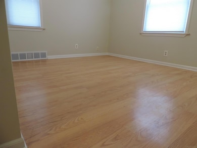 11036 Stephens Rd, Warren, MI 48089 - photo 5