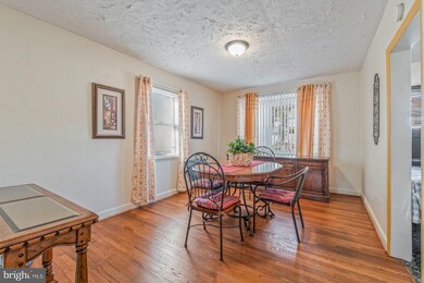 1568 Pentwood Rd, Baltimore, MD 21239 - photo 5