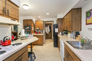 19505 82nd Place W unit A&B, Edmonds, WA 98026 - photo 2