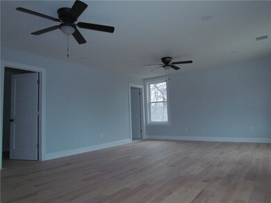 15 Zircon St, Warwick, RI 02886 - photo 4