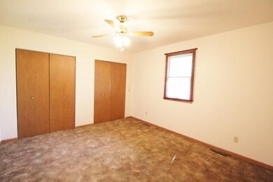 1314 Deerpath Dr, Morris, IL 60450 - photo 6