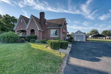 603 E Park St, Fort Branch, IN 47648 - photo 4