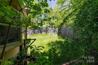 459 Onteora Blvd, Asheville, NC 28803 - photo 4