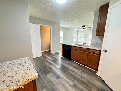 7728 Highchair Ln, Jacksonville, FL 32210 - photo 6