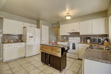 7645 W Devonshire Ave, Phoenix, AZ 85033 - photo 5