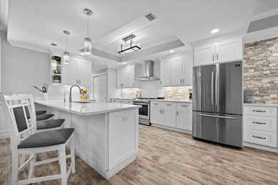 1810 Gulfstream Way, West Palm Beach, FL 33411 - photo 5