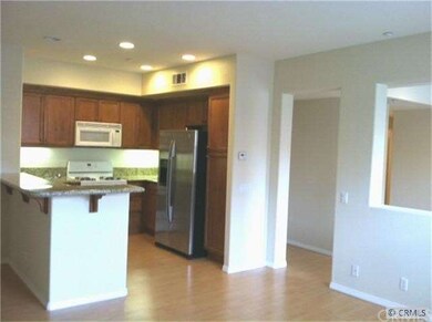 Kitchen with Granite counter  and breakfast bar
