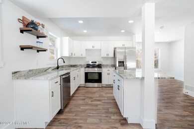 30 Wall St, Corinth, NY 12822 - photo 4