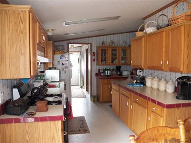 12 Deer Run, Brookfield, MA 01506 - photo 4