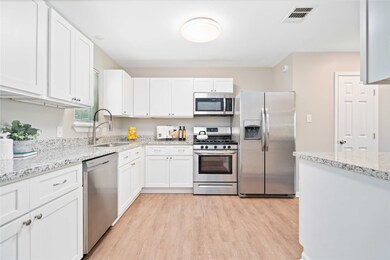 270 Lena Dr, Houston, TX 77022 - photo 6