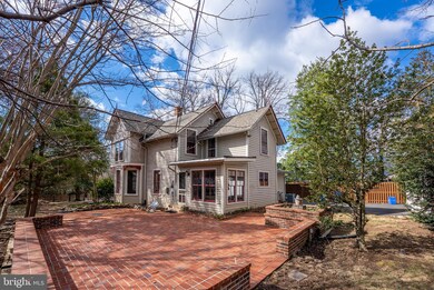 2201 Salisbury Rd, Silver Spring, MD 20910 - photo 2