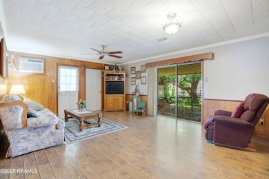 151 Oak Crest -6