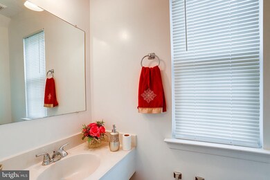 14007C Grumble Jones Ct, Centreville, VA 20121 - photo 6