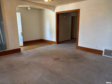 1123 N Rutledge St, Springfield, IL 62702 - photo 3