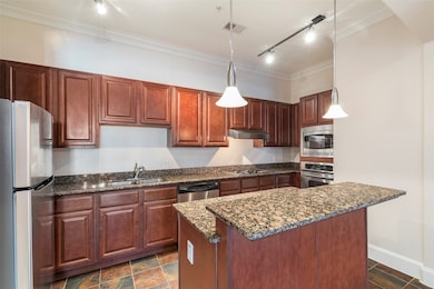 7134 Mapleridge St unit 3G, Houston, TX 77081 - photo 6