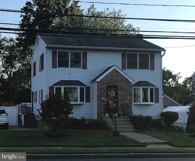 306 S Fellowship Rd, Maple Shade, NJ 08052 - photo 2