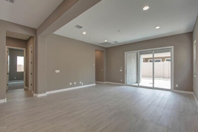 007_Living Room