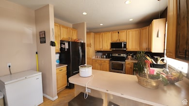 1773 W 8760 S, West Jordan, UT 84088 - photo 7