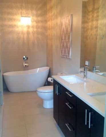 1108 W Fry St unit 2, Chicago, IL 60642 - photo 4