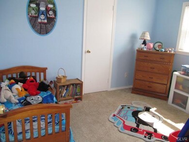 1437 Crestwood Rd, Bethlehem, PA 18018 - photo 7