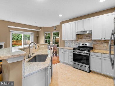 21100 Camomile Ct, Germantown, MD 20876 - photo 5