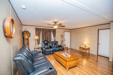 142 Woodway Dr, Magnolia, TX 77355 - photo 4