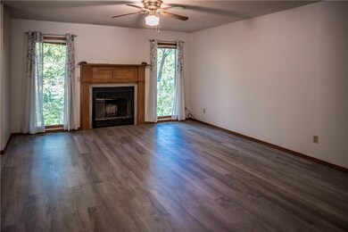 35 Knighton Dr, Bella Vista, AR 72715 - photo 6