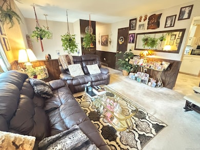 38 Arbor Ave, Naugatuck, CT 06770 - photo 7