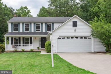 7415 Barkers Ct, Springfield, VA 22153 - photo 2