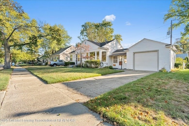 2029 Devonshire Ave, Lansing, MI 48910 - photo 3