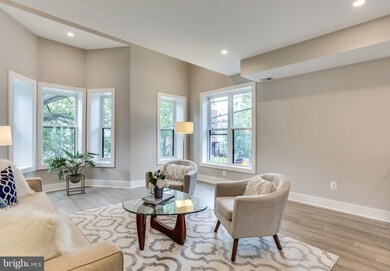 139 P St NW unit B, Washington, DC 20001 - photo 2