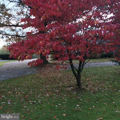 2888 Philadelphia Ave, Chambersburg, PA 17201 - photo 4