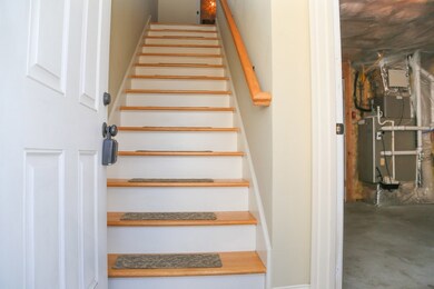 7 Green St, Wakefield, RI 02879 - photo 5